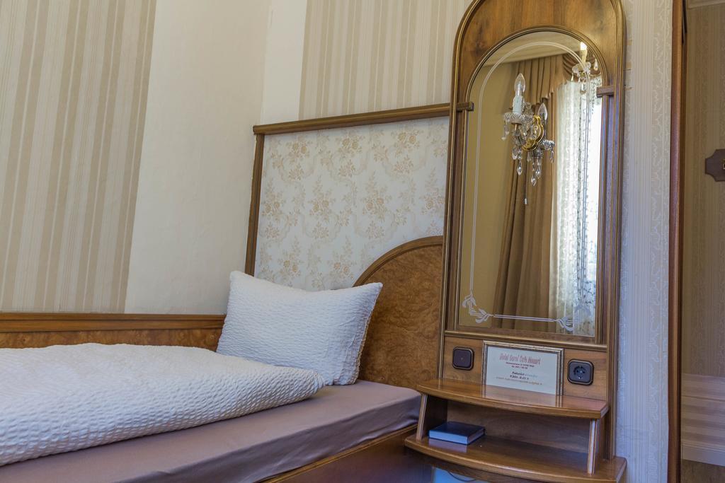 Hotel Five Seasons Fuerth Ngoại thất bức ảnh