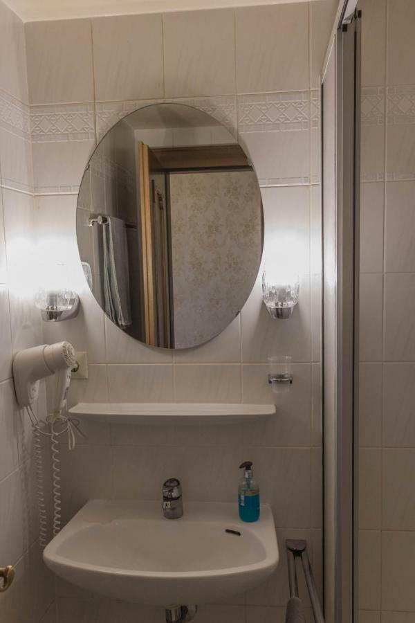 Hotel Five Seasons Fuerth Ngoại thất bức ảnh